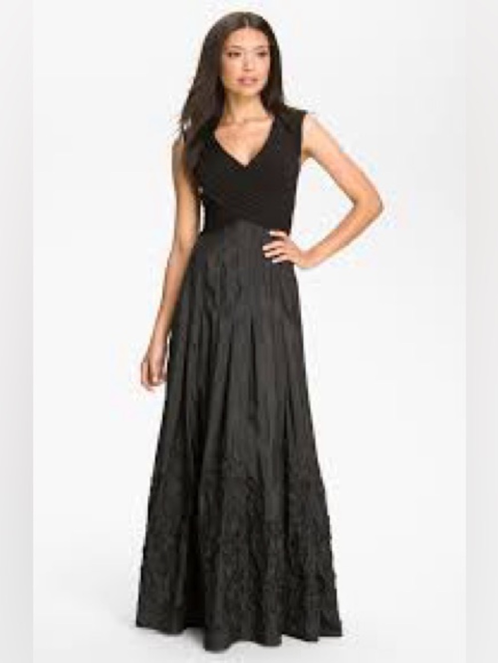 Patra Black Sleeveless Formal Evening Gown Ruched Rosette Hem Size 14